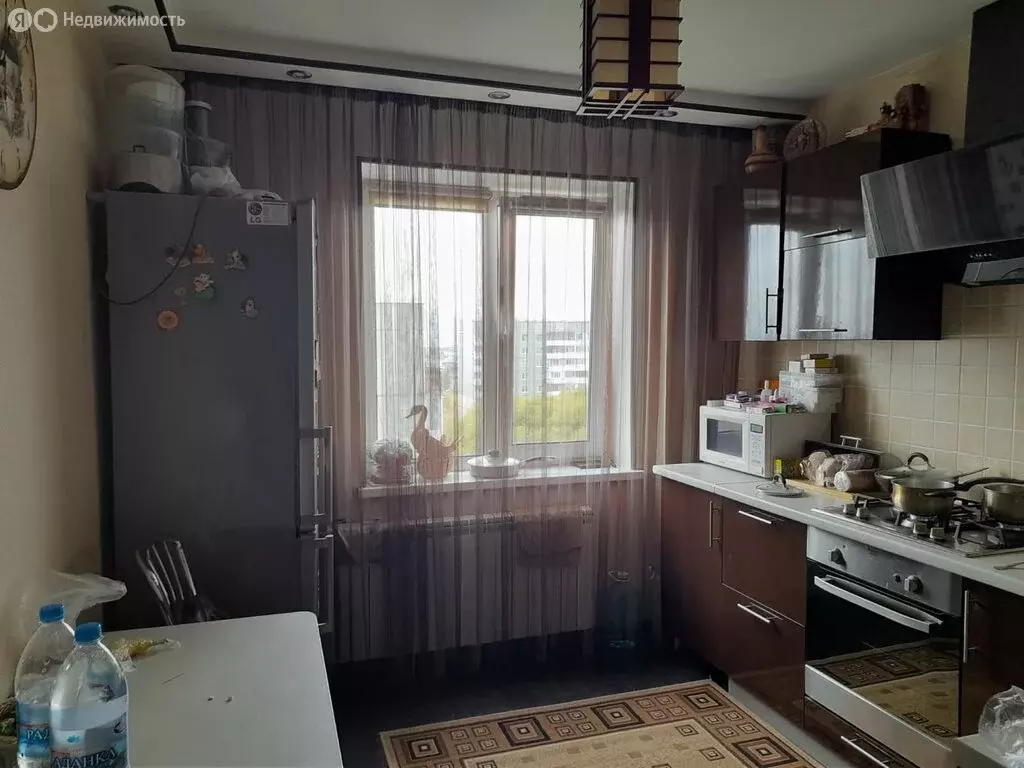 3-комнатная квартира: Омск, 5-я Северная улица, 193 (50 м) - Фото 1