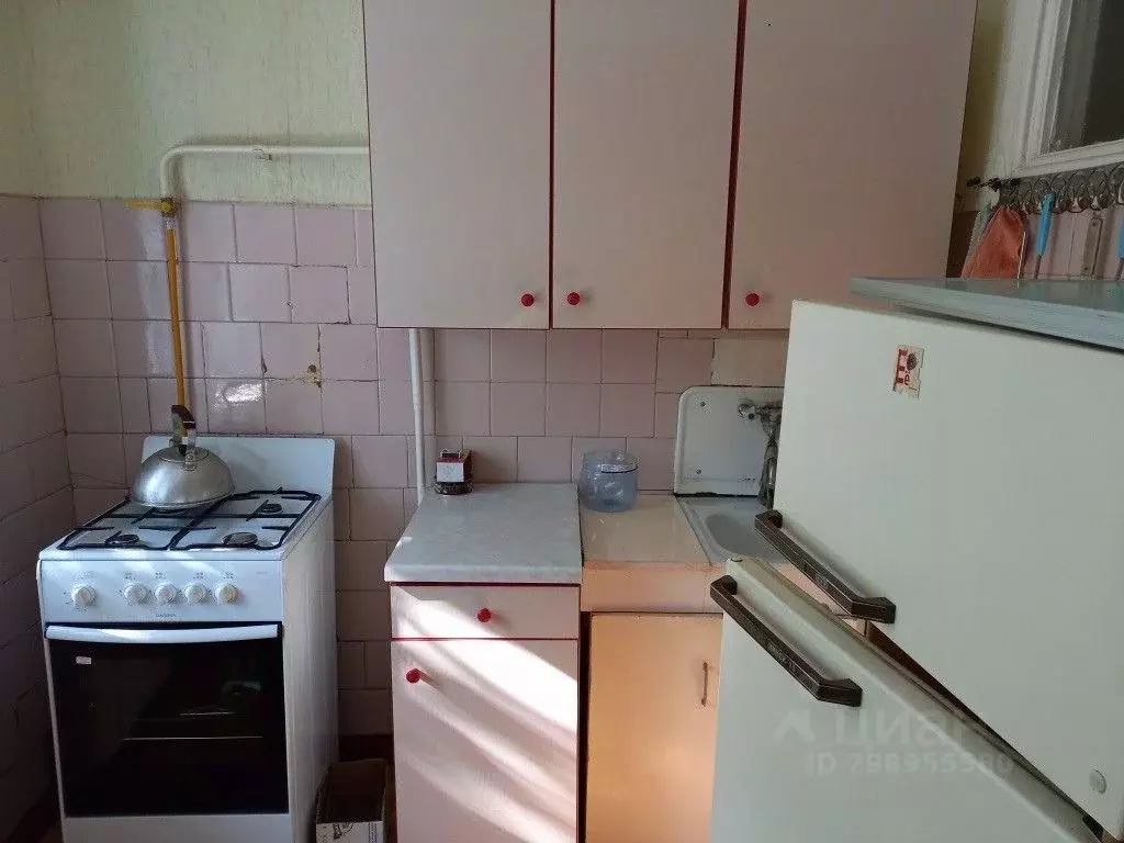 2-к кв. Алтайский край, Барнаул ул. 80-й Гвардейской Дивизии, 66 (46.0 ... - Фото 2