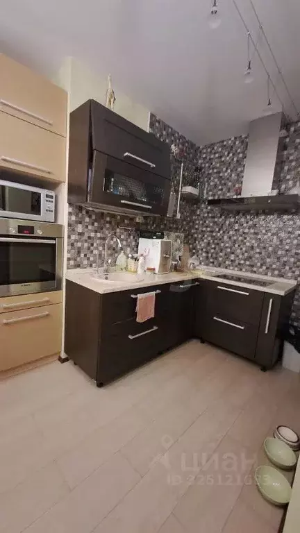 2-к кв. Коми, Сыктывкар Интернациональная ул., 111 (61.5 м) - Фото 2