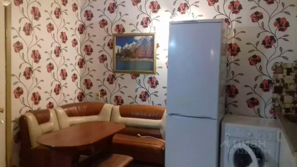 3-к кв. Саха (Якутия), Якутск Борисовка-1 мкр, 34 (40.0 м) - Фото 0