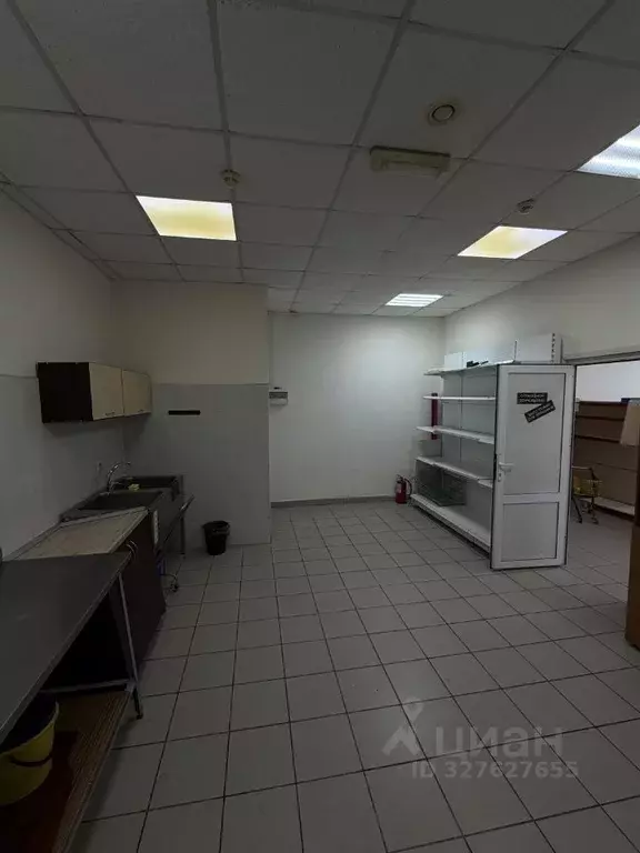 Помещение свободного назначения в Кемеровская область, Мыски ул. ... - Фото 1