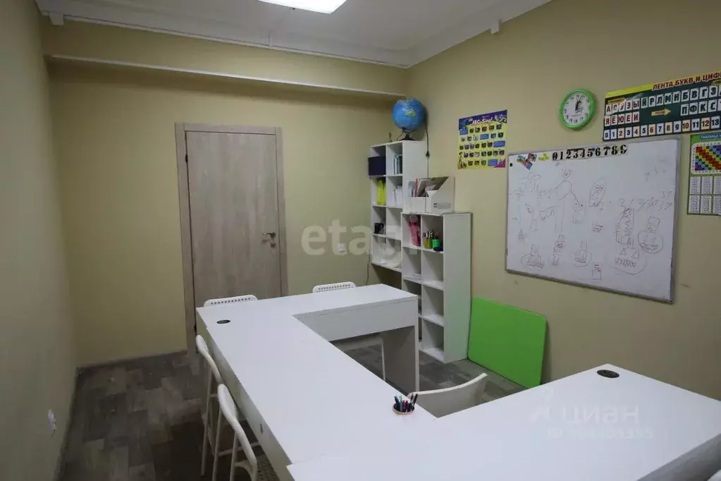 Офис в Вологодская область, Череповец ул. Металлургов, 2 (94 м) - Фото 1