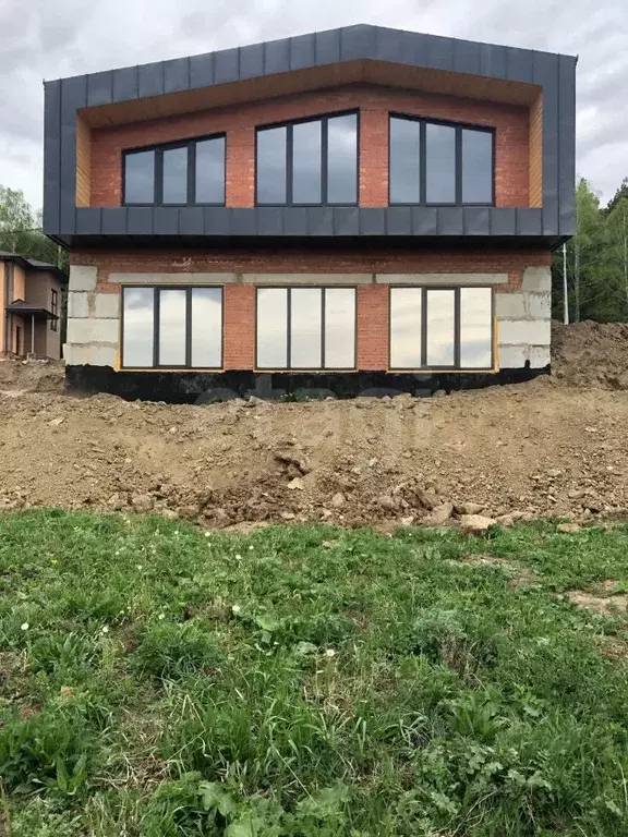Дом в Челябинская область, Миасский городской округ, пос. Тургояк ул. ... - Фото 1
