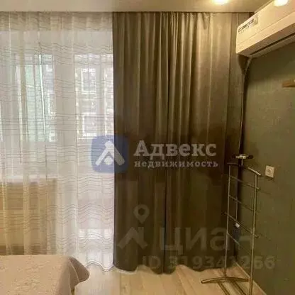 Студия Тюменская область, Тюмень ул. Дмитрия Менделеева, 2 (31.2 м) - Фото 1