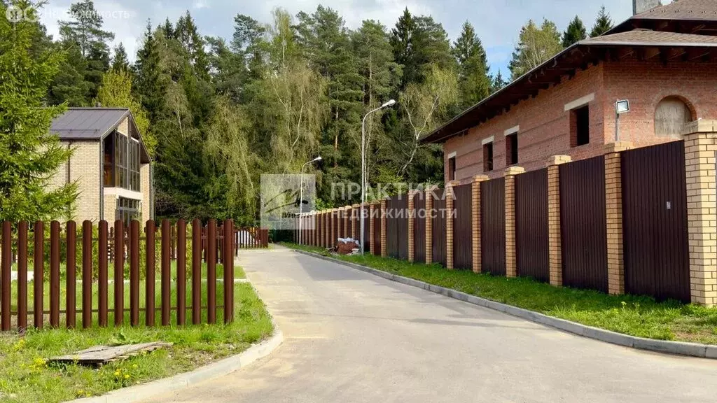 Дом в Красногорск, КП Фридом (440 м) - Фото 0