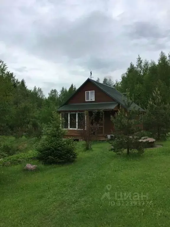 Дом в Новгородская область, Окуловский район, Турбинное с/пос, д. ... - Фото 1