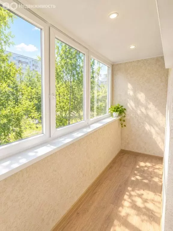 3-комнатная квартира: Казань, проспект Победы, 18 (72.4 м) - Фото 2