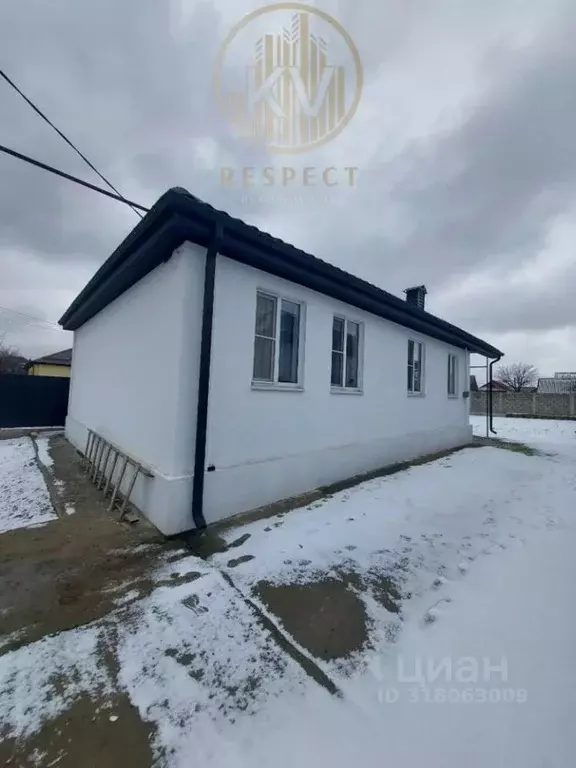 Дом в Ставропольский край, Предгорный муниципальный округ, пос. ... - Фото 1