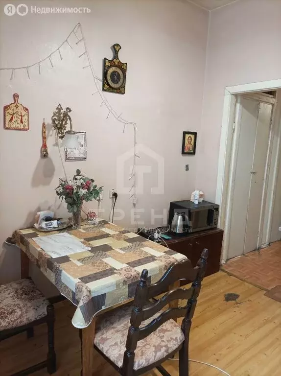 3-комнатная квартира: Санкт-Петербург, 8-я линия Васильевского ... - Фото 1