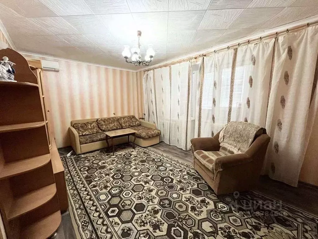 1-к кв. Астраханская область, Икрянинский район, Красные Баррикады рп ... - Фото 1