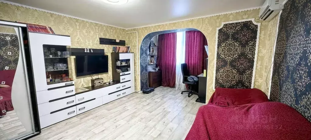 2-к кв. Крым, Сакский район, с. Уютное ул. Терешковой, 21 (53.1 м) - Фото 1