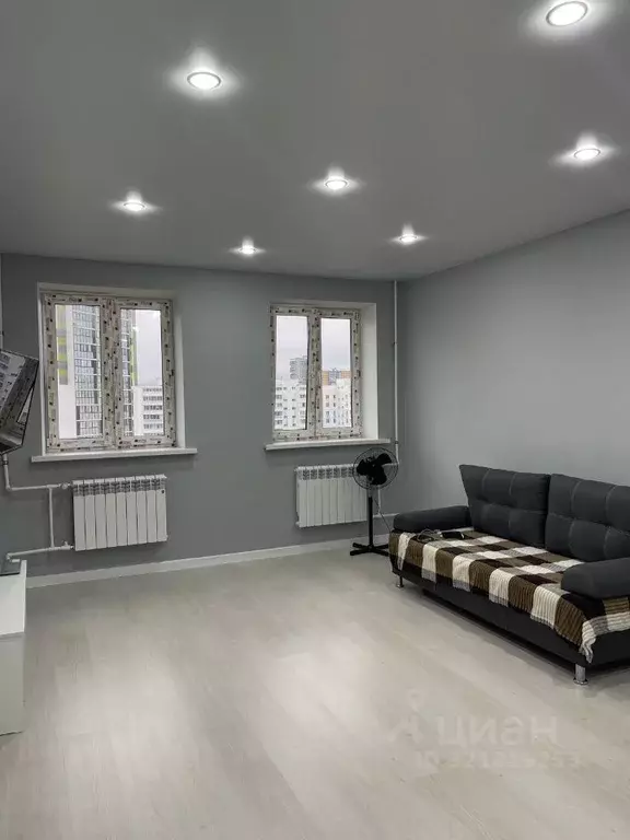 1-к кв. Татарстан, Набережные Челны ул. Виктора Полякова, 17 (52.9 м) - Фото 1