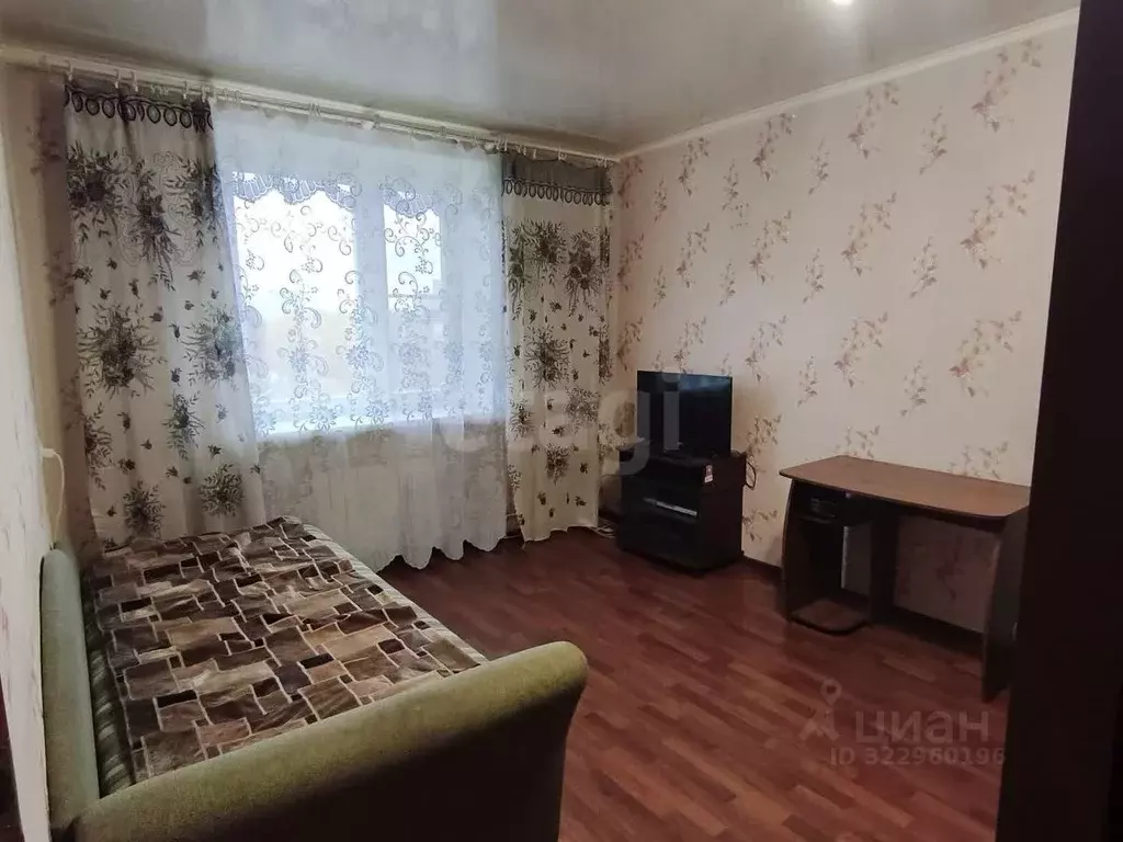 1-к кв. Ленинградская область, Кириши просп. Ленина, 15 (29.9 м) - Фото 1