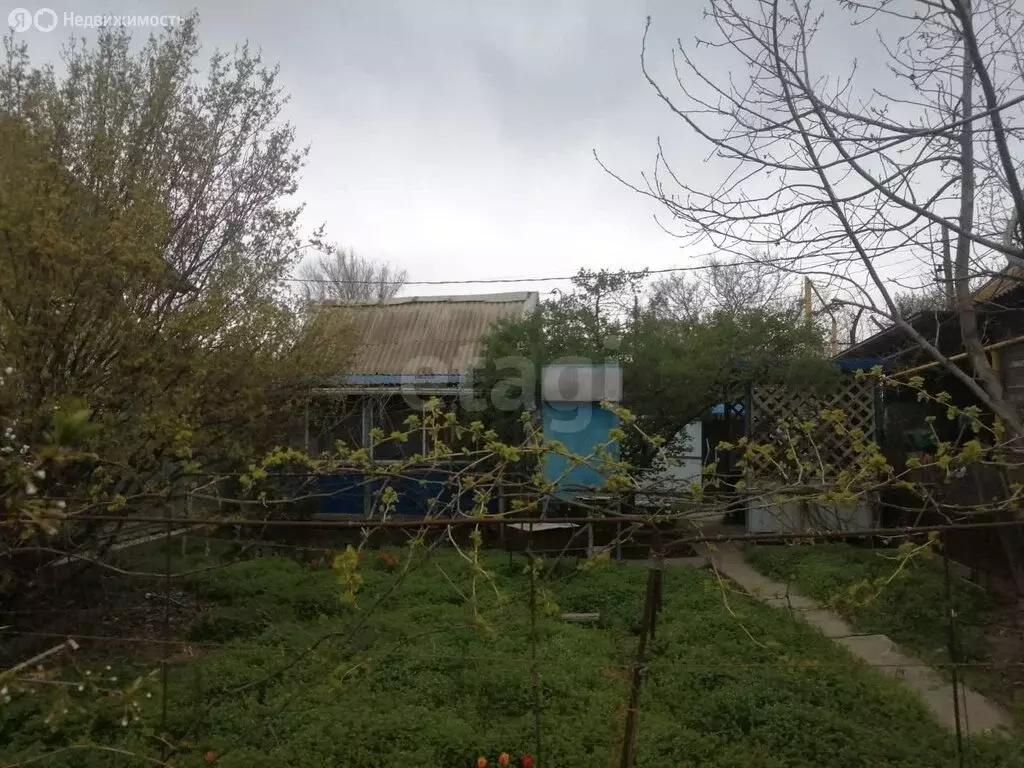 Участок в Астрахань, Малиновая улица (4.3 м) - Фото 0
