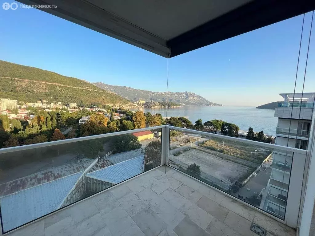 2-комнатная квартира: Адлер, улица 8 Марта, 8А (66 м) - Фото 1