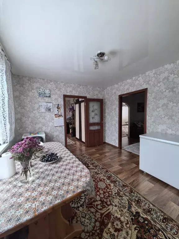 Дом в Омская область, Любинский рп ул. Южная, 66 (98 м) - Фото 1