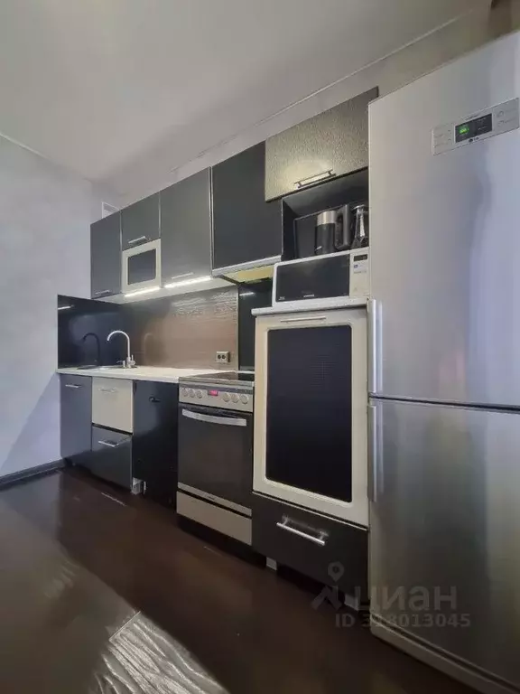 2-к кв. Красноярский край, Красноярск ул. 3 Августа, 26 (48.5 м) - Фото 1