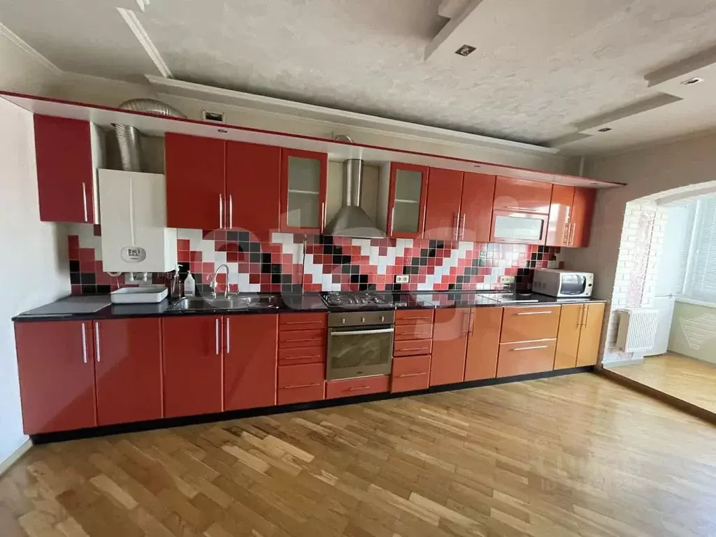 3-к кв. Воронежская область, Воронеж Рабочий просп., 100 (122.5 м) - Фото 1