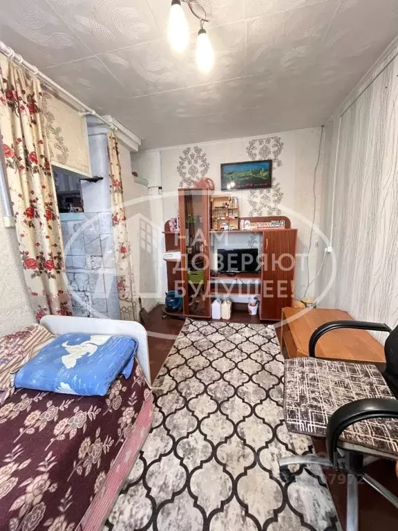 Дом в Пермский край, Лысьвенский муниципальный округ, пос. Невидимка ... - Фото 1