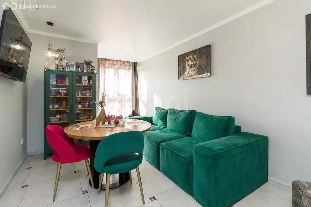 2-комнатная квартира: Тюмень, улица Виктора Тимофеева, 9 (58.1 м) - Фото 2