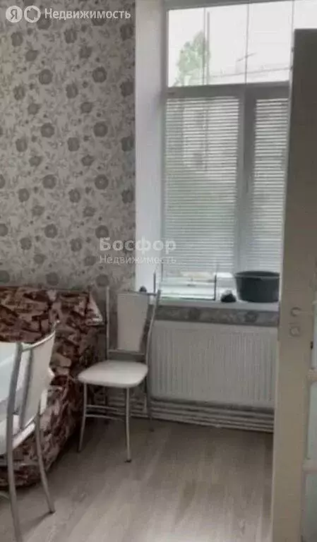 2-комнатная квартира: Феодосия, улица Горького, 20 (60 м) - Фото 0