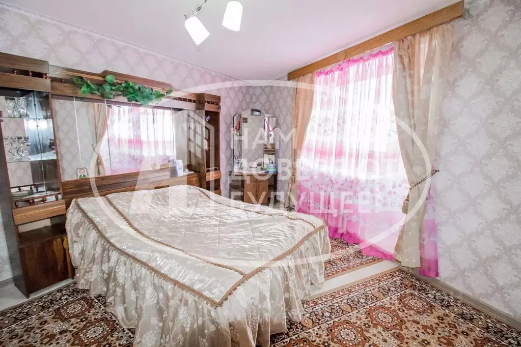 4-к кв. Пермский край, Чайковский ул. Уральских танкистов, 12 (91.6 м) - Фото 1