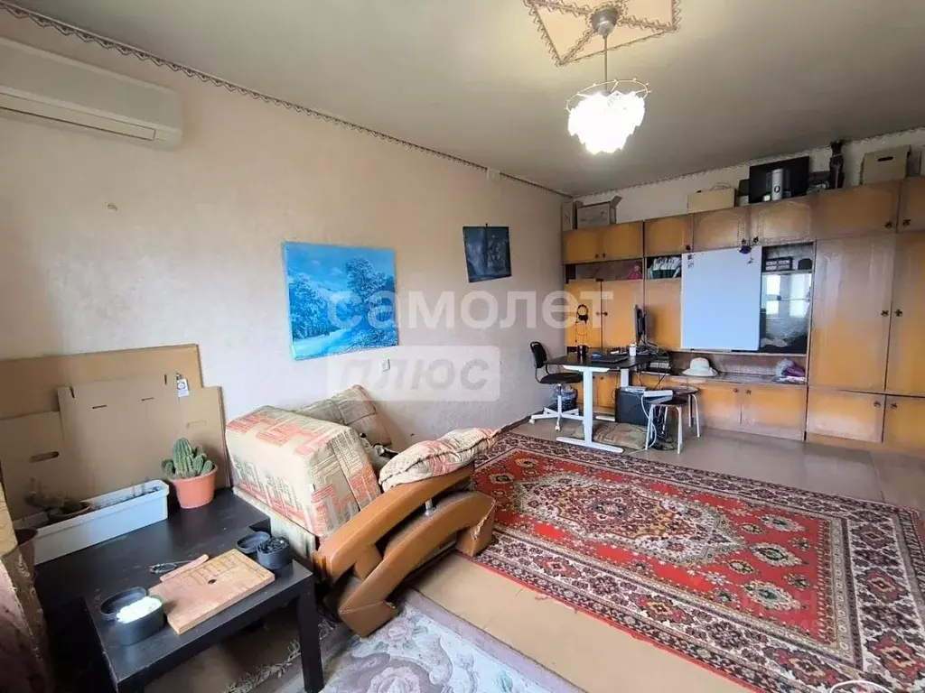 2-к кв. Омская область, Омск просп. Королева, 8 (51.0 м) - Фото 1