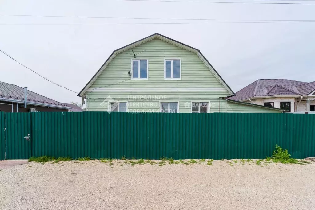 Дом в Рязанская область, Рязань Урожайная ул., 24 (176 м) - Фото 1