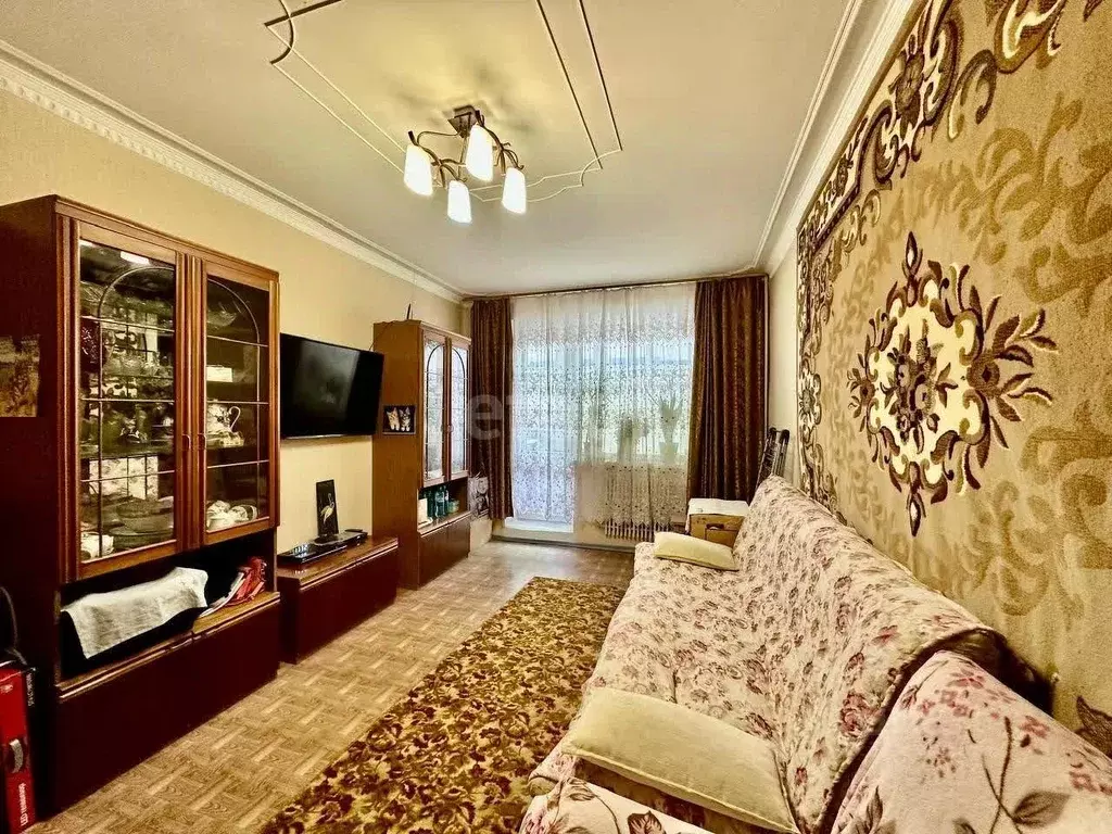 2-к кв. Карачаево-Черкесия, Черкесск ул. Космонавтов, 82 (50.9 м) - Фото 0