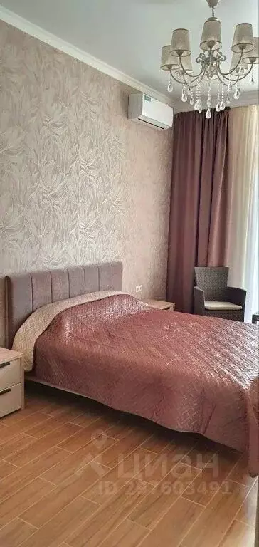 1-к кв. Краснодарский край, Геленджик Крымская ул., 22к14 (50.0 м) - Фото 0