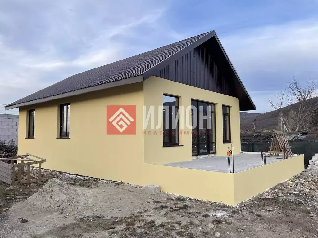 Дом в Севастополь с. Родниковское, ул. Куликова, 9 (80 м) - Фото 1