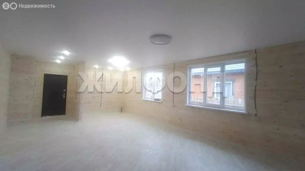 Дом в Усть-Абаканский район, деревня Чапаево, улица Мира (140 м) - Фото 2