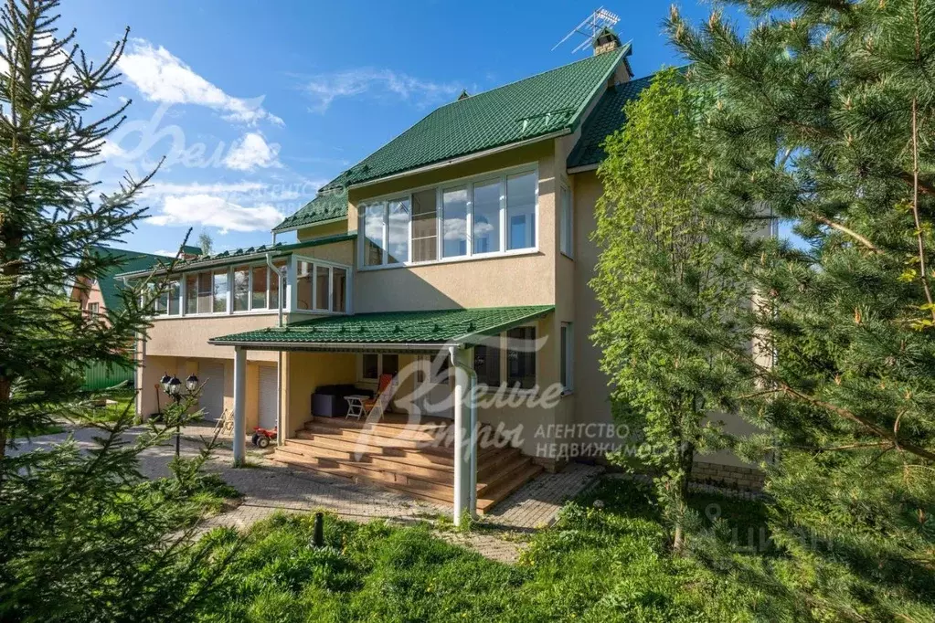 Дом в Москва д. Уварово, ул. Ирбис (612 м) - Фото 2