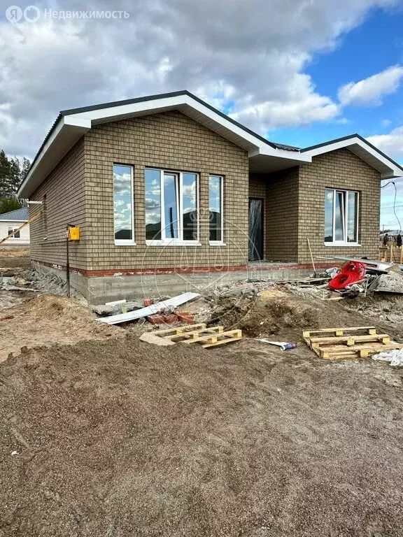 Дом в село Сокуры, Семейная улица, 53 (120 м) - Фото 0
