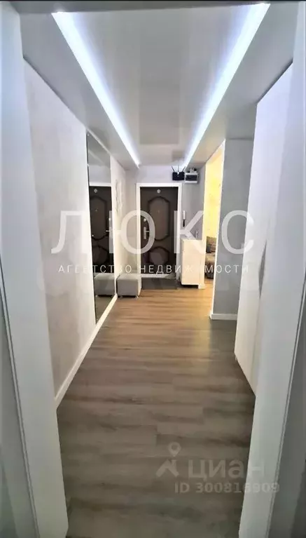 3-к кв. Кемеровская область, Новокузнецк ул. Покрышкина, 28 (60.0 м) - Фото 1