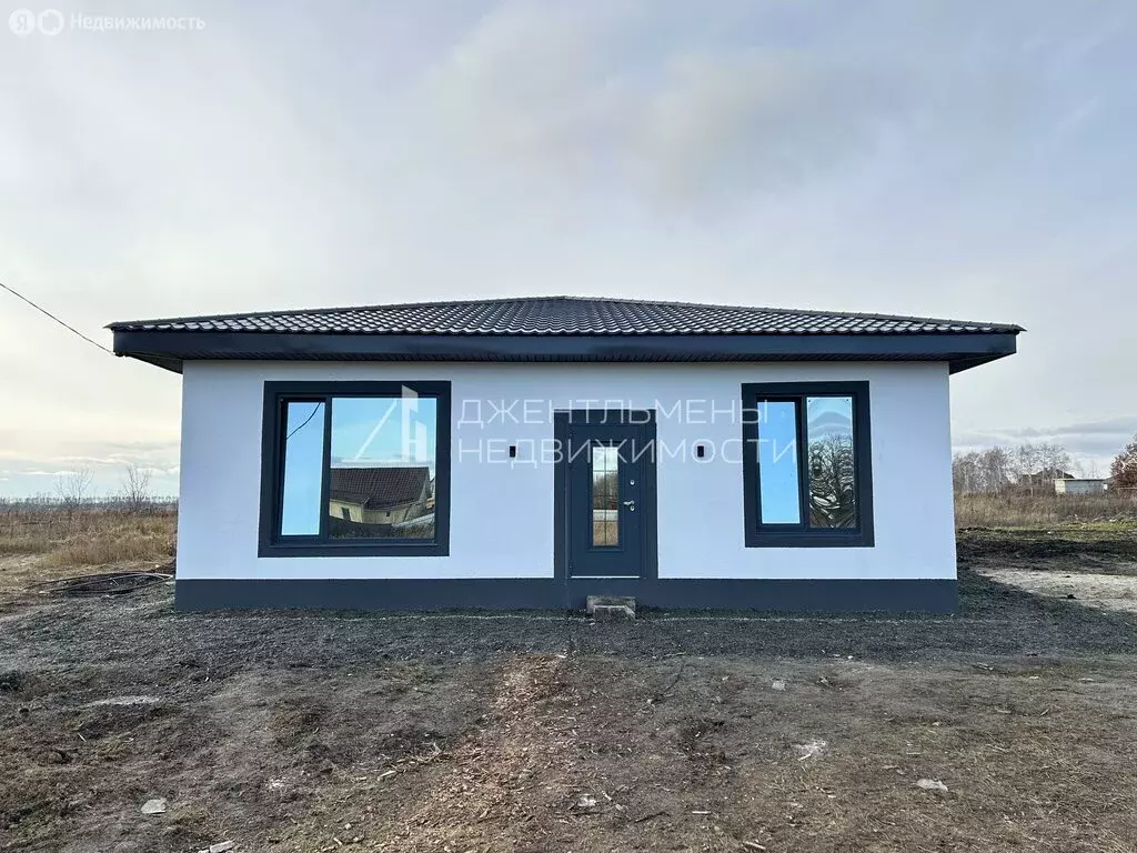 Дом в село Бессоновка, 2-й проезд Сурикова (102 м) - Фото 1