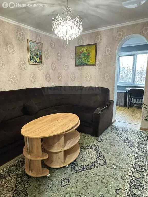 3-комнатная квартира: Майкоп, Депутатская улица, 2 (52.8 м) - Фото 1