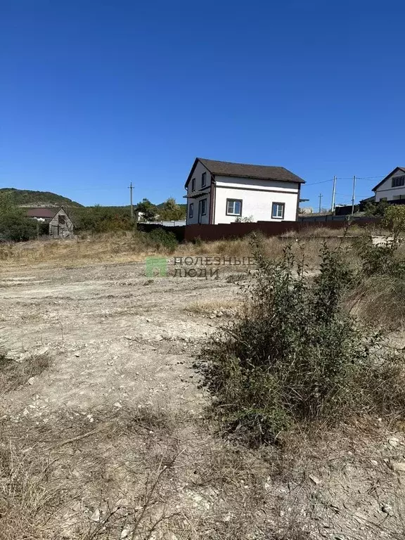 Участок в Краснодарский край, Новороссийск городской округ, с. Большие ... - Фото 2