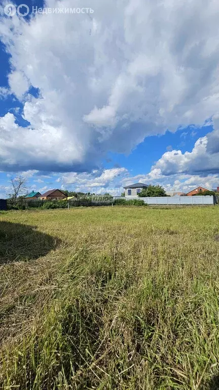 Участок в Октябрьский, улица Гатиятуллина (8 м) - Фото 0