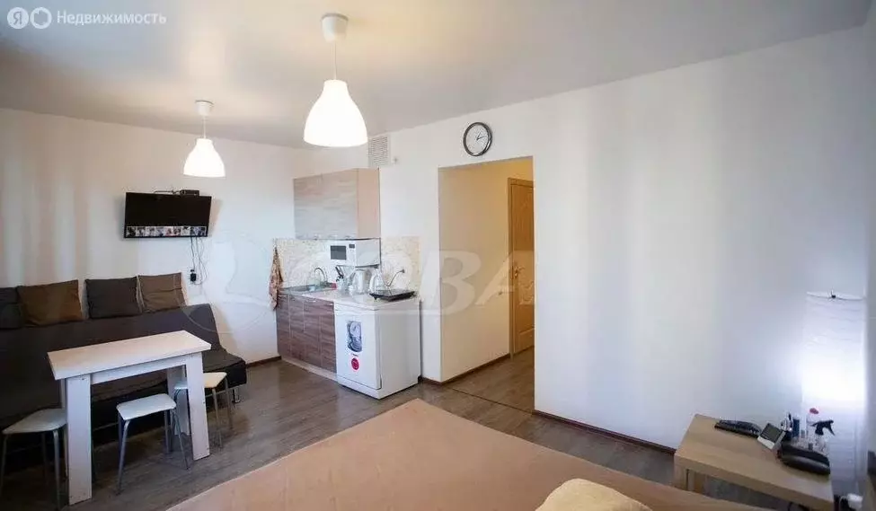 Квартира-студия: Тобольск, 15-й микрорайон, 37 (30 м) - Фото 1