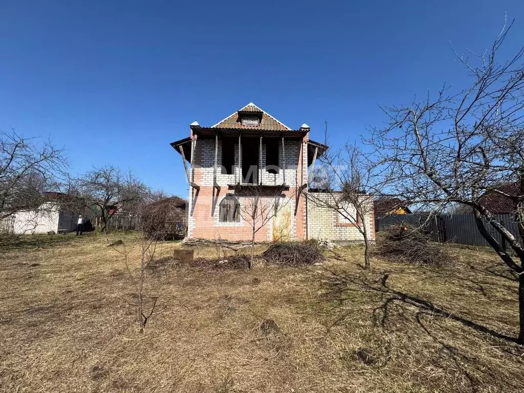 Дом в Брянская область, Брянск Коммунальник садовое общество, 277 (82 ... - Фото 1