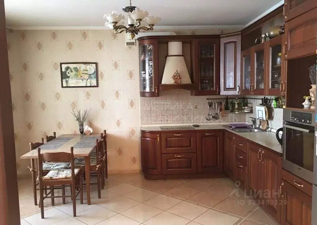 3-к кв. Тюменская область, Тюмень ул. Демьяна Бедного, 83к1 (111.0 м) - Фото 2