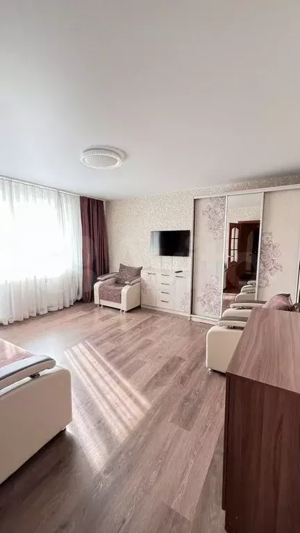 2-к. квартира, 50 м, 4/9 эт. - Фото 0