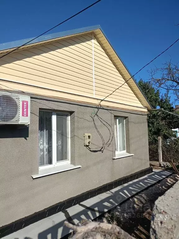 Дом в Крым, Ленинский район, с. Останино ул. Титова (67 м) - Фото 1