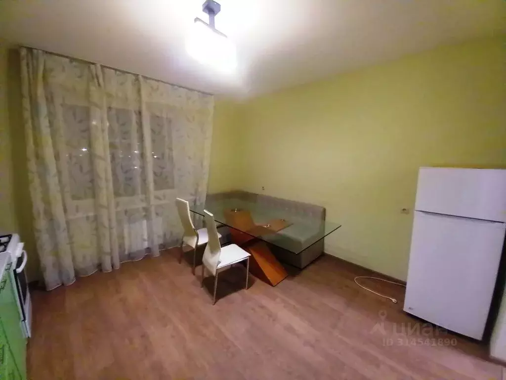 2-к кв. Калужская область, Калуга бул. Сиреневый, 14 (67.0 м) - Фото 2