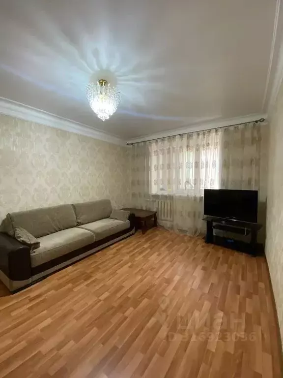 2-к кв. Дагестан, Каспийск ул. М. Халилова, 26 (56.0 м) - Фото 0