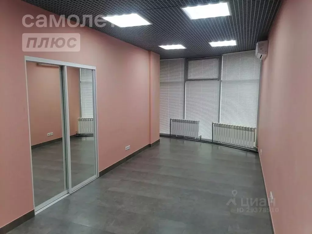 Помещение свободного назначения в Кировская область, Киров ул. . - Фото 0