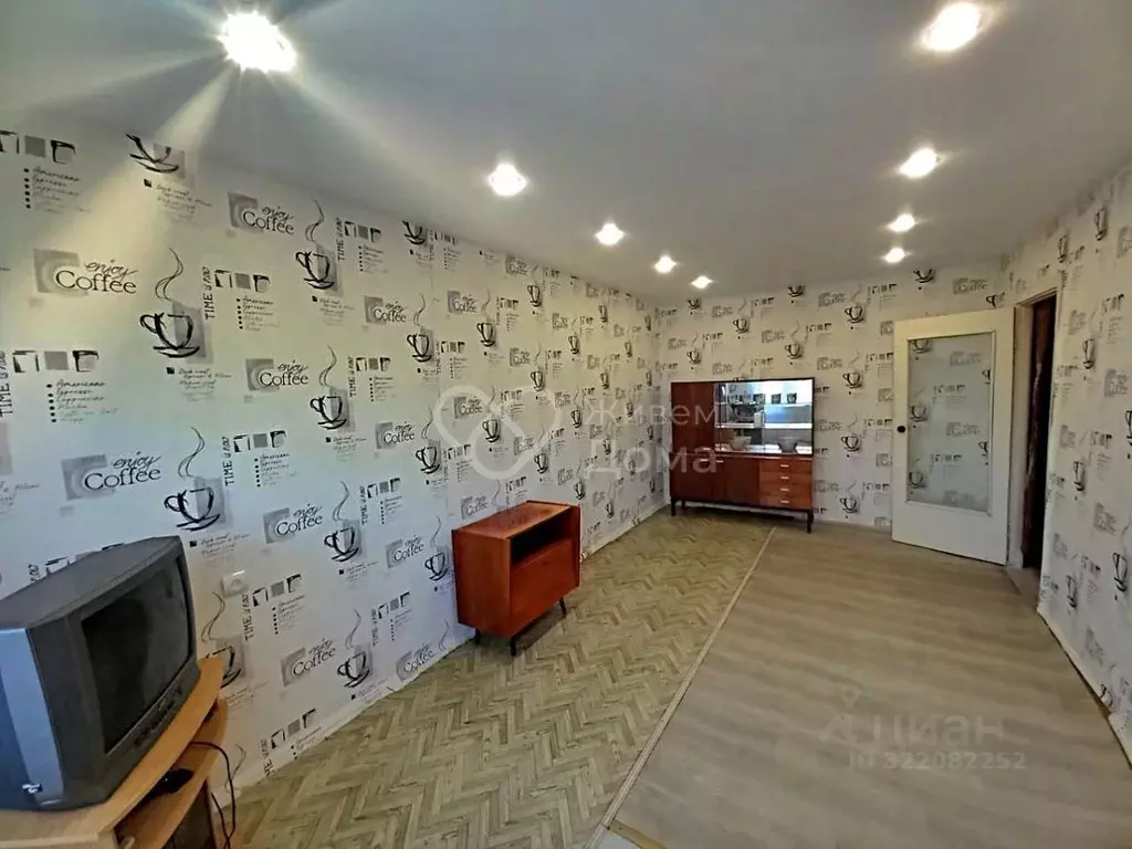 1-к кв. Волгоградская область, Волжский 13-й мкр, ул. Мечникова, 10 ... - Фото 1