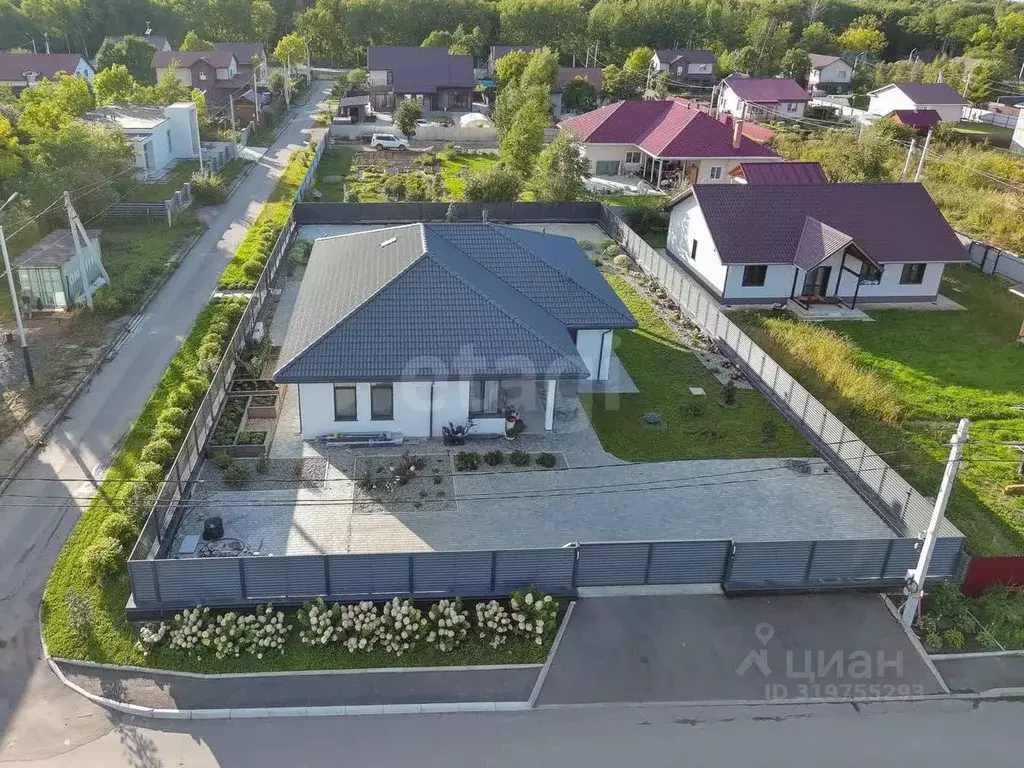 Дом в Хабаровский край, Хабаровский район, Мичуринское с/пос, с. ... - Фото 1