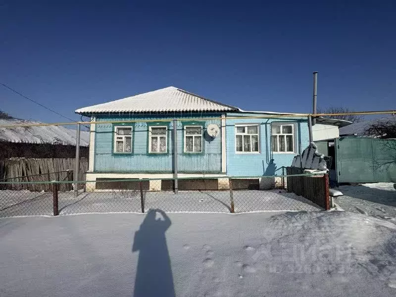 Дом в Белгородская область, Корочанский район, Бехтеевское с/пос, с. ... - Фото 1